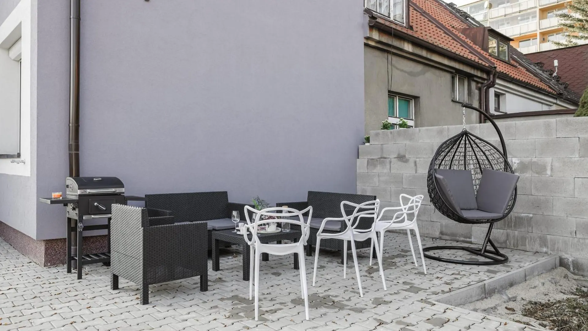 Spacious 4-Story Home With Sauna & Garden Prag Tatil Evi