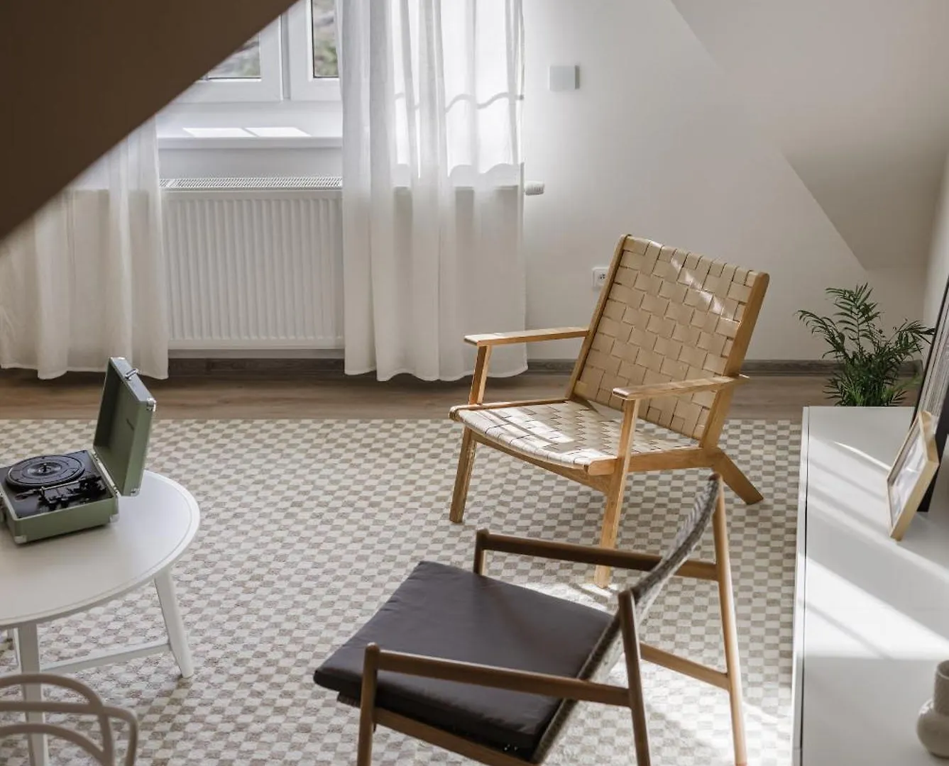 Spacious 4-Story Home With Sauna & Garden Prag 0*,  Çek Cumhuriyeti