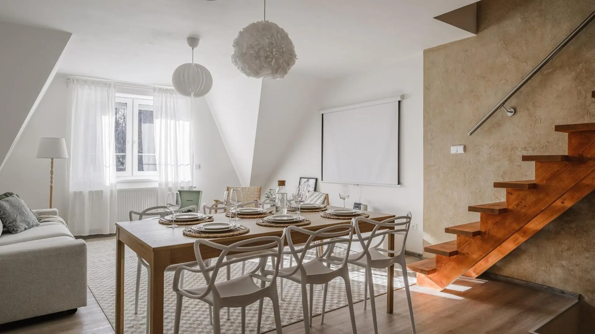 Nyaraló Spacious 4-Story Home With Sauna & Garden Prága
