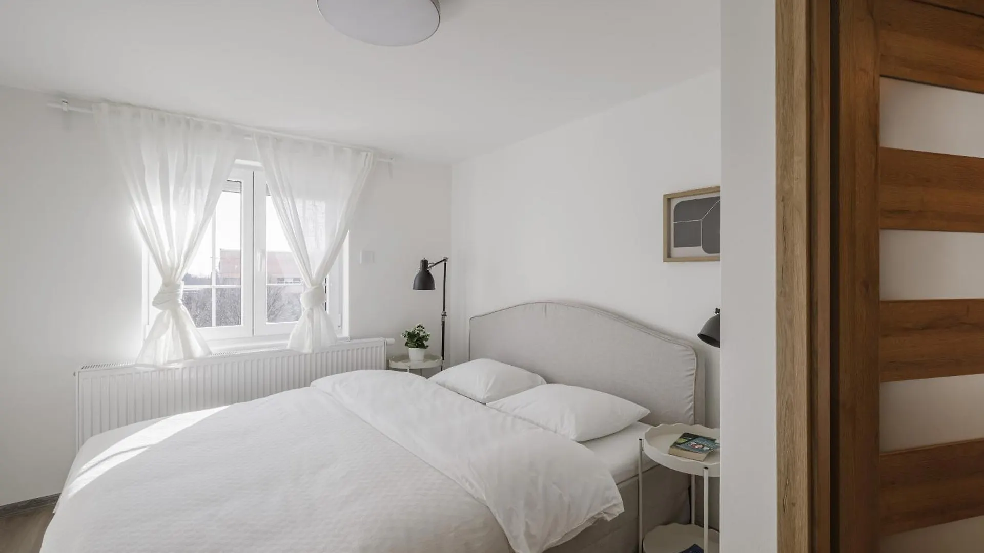 Spacious 4-Story Home With Sauna & Garden Prága Nyaraló